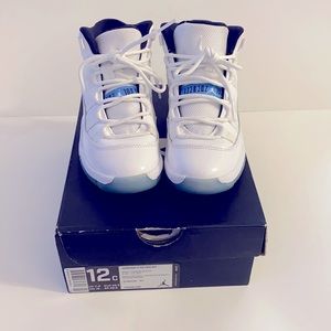 Boys Jordan Retro 11s Size 12C, Worn Only Once!